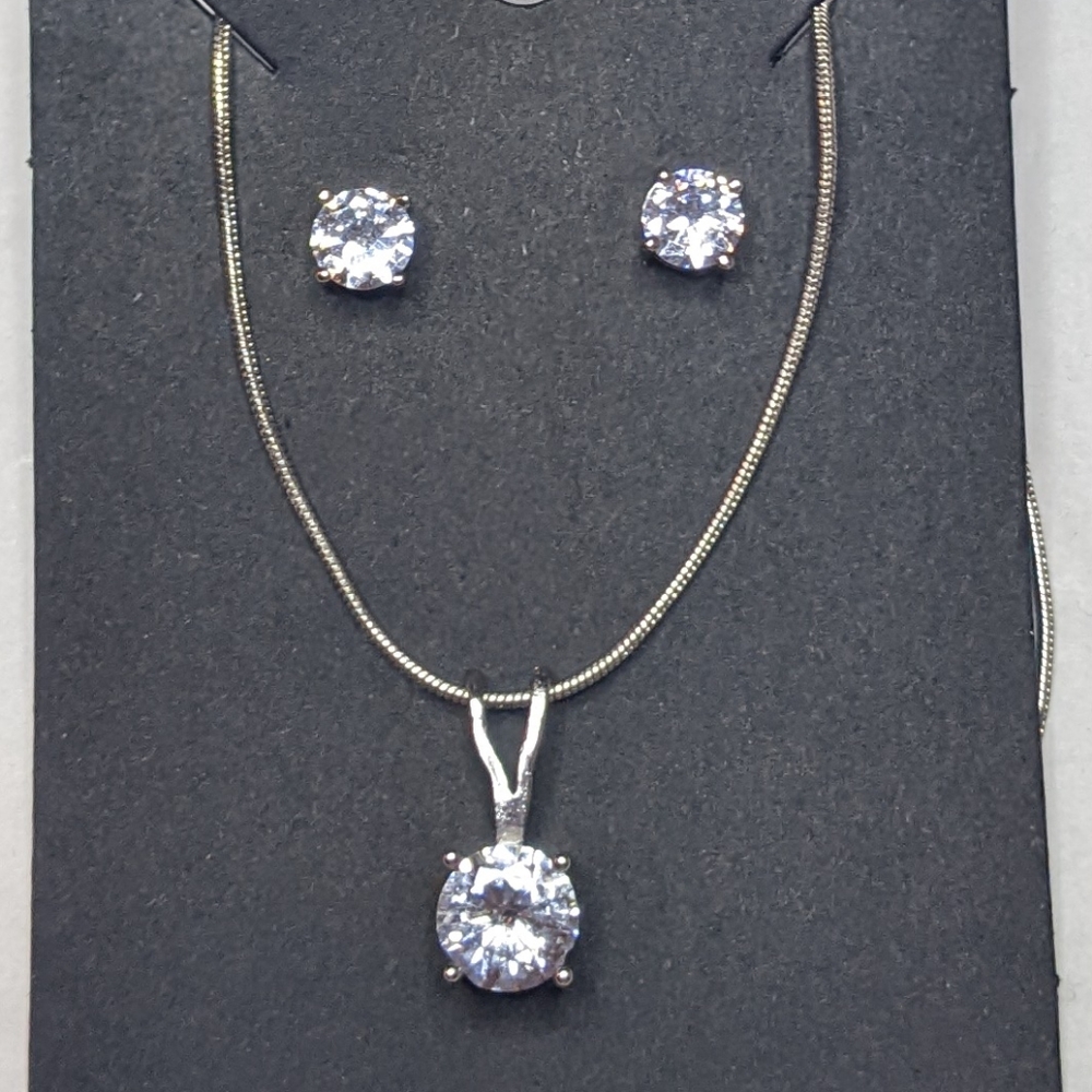 Cubic Zirconia 3 Piece Set Earrings, Necklace & Pendant